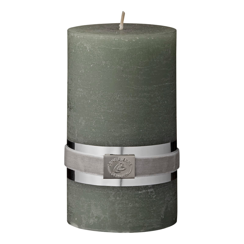 Lene Bjerre Rustic w. green pillar candle 12.5 cm